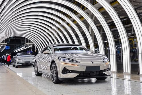 探訪深汕比亞迪汽車(chē)工廠 技術(shù)創(chuàng)新引領(lǐng)產(chǎn)品變革